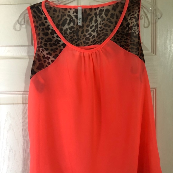 Tops - Coral Leopard Design • Tank Top